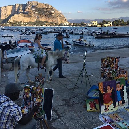 Monolocale I Delfini Lägenhet Mondello Exteriör bild